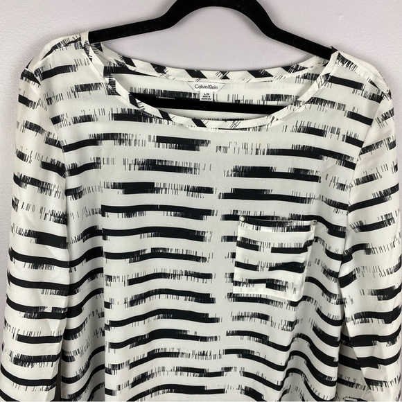 Calvin Klein Classic Contemporary Striped Viscose Blend Blouse Large Black White - Picture 4 of 14